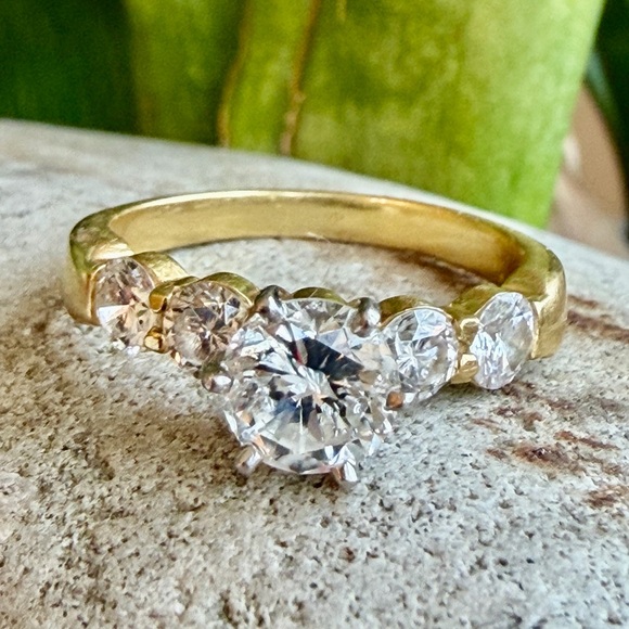 14 karat gold Diamond Ring - Picture 4 of 11